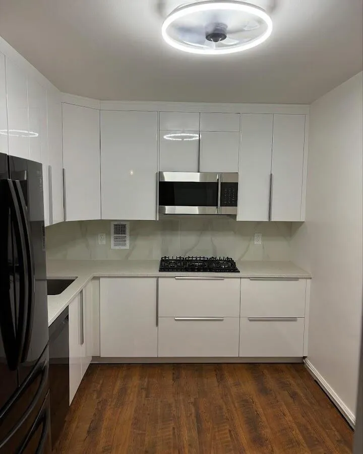 Renovated kitchen with quartz countertops in Dickson